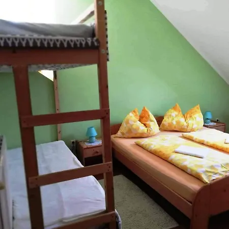 Bed & Breakfast Landcafe & Stadl