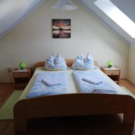 Bed & Breakfast Landcafe & Stadl *